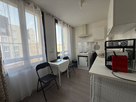 Location Appartement 2 pièces 48m² - Photo 4