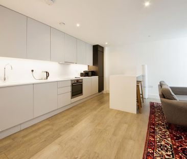 3 bedroom flat to rent - Photo 6