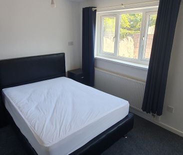 Flat 2, 20 Mundy Place, Cathays, Cardiff, CF24 4BZ - Photo 5