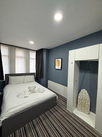 Bedsit, High Town Road, LU2 - Photo 5