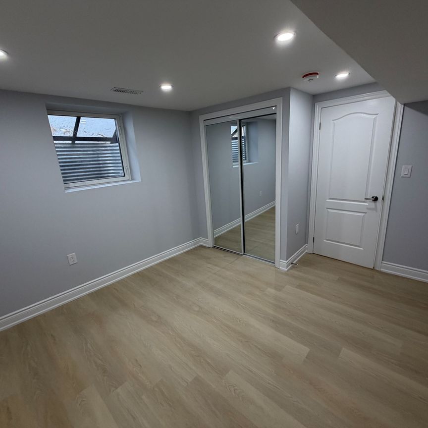 For Lease - Lower - 4792 Glasshill Grove, Mississauga, Ontario - Photo 1