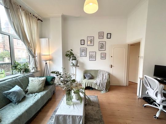 1 Bed Flat, Lymington Road, NW6 - Photo 1