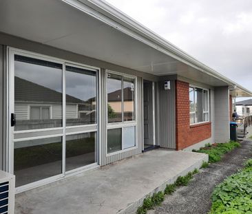 Sunny Brick and Tile Unit - Photo 6