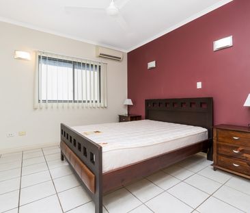 2/30 Cavenagh Street, Darwin City - Photo 3