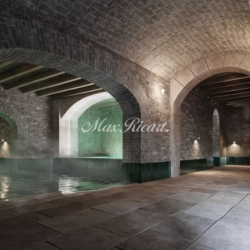 Lujoso ático para estrenar en el barrio histórico de Barcelona - Photo 1