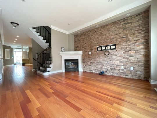 For Lease - 231 Madison Heights Boulevard, Markham, Ontario - Photo 1