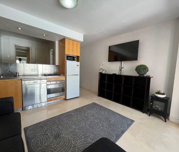 24/8-14 Brumby St, Surry Hills, NSW 2010 - Photo 5