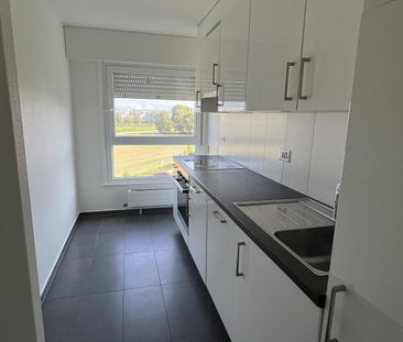 Logement de 3 pièces rénové, proche des transports publics et comme... - Photo 1