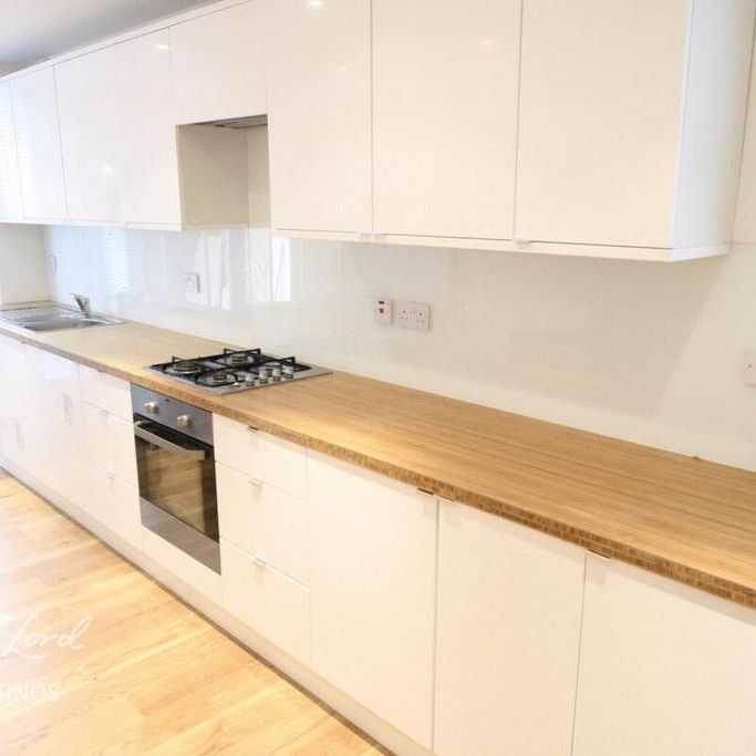 2 bedroom flat to rent - Photo 1