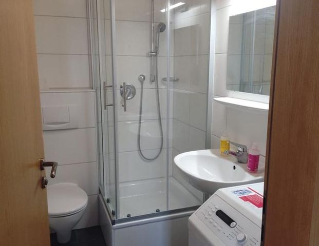 Möbilierte 3-Zimmer Wohnung mit Balkon mit Seeblick zum Vermieten - Foto 1