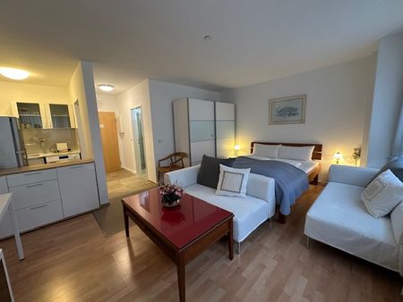 Möbliertes Apartment in Uninähe - Photo 2