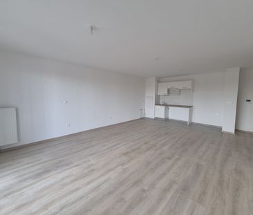 Location Appartement 3 pièces 70m² VALENCIENNES 59300 - Photo 1