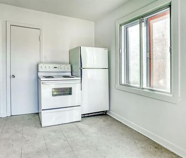 791 8e Avenue - Photo 5