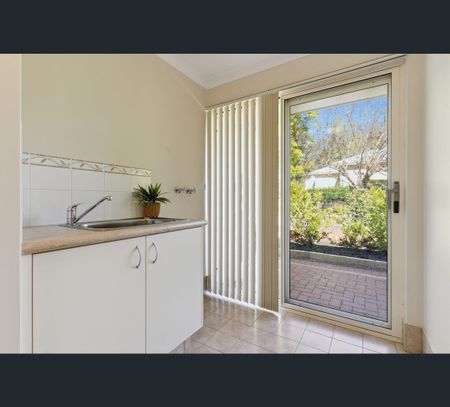 43 Vincent Lookout, Bedfordale, WA 6112 - Photo 3