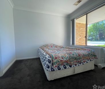 2/77 Autumn Street, Orange NSW 2800 - Photo 5