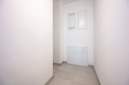 ++NEU++ fantastische 3-Zimmer-Wohnung mitten im Herzen der Stadt (1/23)! Riesige Freifläche! +++ - Foto 2