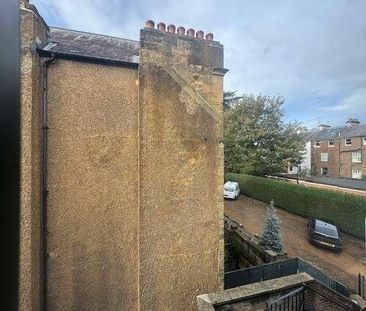 Secluded Apartment Living In The Heart Of Town, TN1 - Photo 5