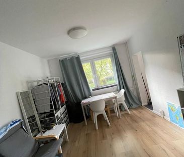 1 Raum Wohnung - THEKLA - Single / Studenten - 26 m² - SAUGÜNSTIG - Foto 1