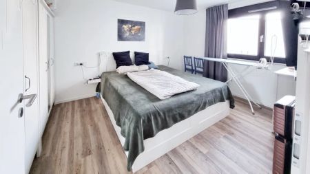 Exklusive 3-Zimmer-Wohnung im 1. Obergeschoss mit großem Balkon! - Photo 4