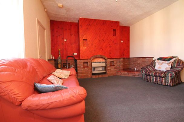 Hotspur Street, Heaton - Photo 1