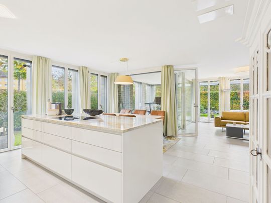 3.5 Zimmer Terrassen Wohnung, möbliert - Photo 1