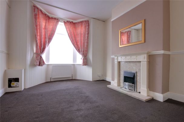 1 bed apartment to rent in Queen Street, Redcar, TS10 - Photo 1