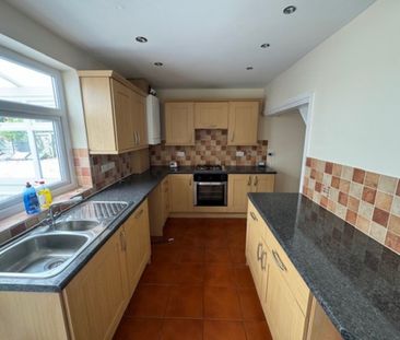 2 Bedroom Terraced House - Photo 1