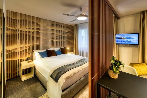 "Neues möbliertes 2-Zimmer-Apartment an sehr zentraler Lage in Altdorf" - Foto 1