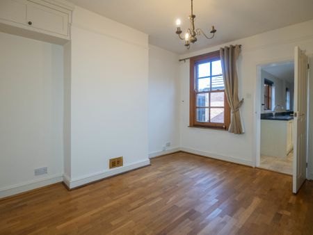 2 bedroom semi-detached to let - Photo 4