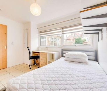 Somner Close, Canterbury, CT2 - Photo 4