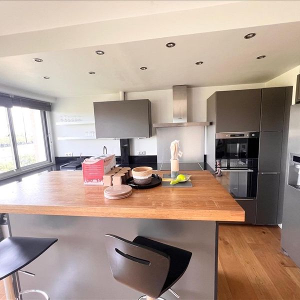 3 pièces - Meublé - 78 m² - 7ème étage - Colocation non autorisée - Photo 1