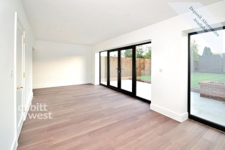 3 bedroom detached bungalow to rent - Photo 2