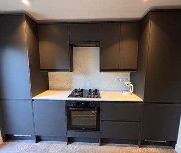 3 Bed Terraced House, Blackhorse Road, E17 - Photo 4