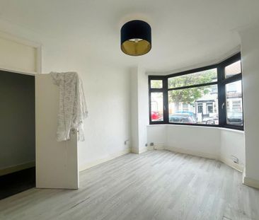1 bedroom ground floor flat to rent - Photo 1