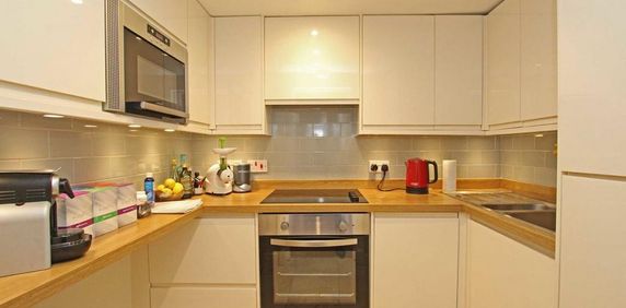 Studio to rent - Photo 2
