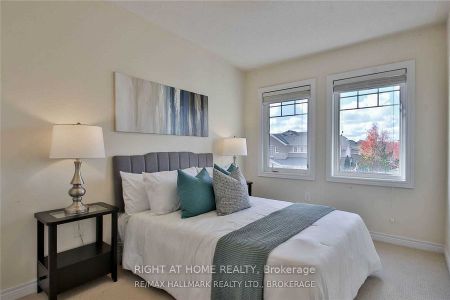 For Lease - 137 Windrow Street, Richmond Hill, Ontario - Photo 4