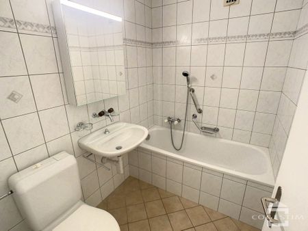 Appartement complétement renové de 2 pièces au 2ème étage - Foto 5