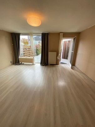 Te huur: Huis Nat King Colestraat in Almere - Foto 1