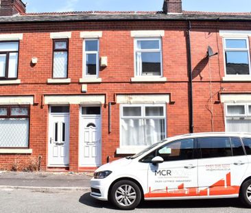 4 bedroom terraced house to rent - Photo 1