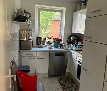 Gepflegte 2,5-Zimmer Wohnung mit großem Balkon - Photo 3