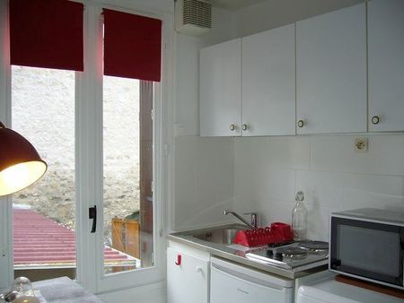 Location Appartement 1 pièce 17m² FONTAINEBLEAU 77300 - Photo 5