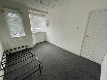 3 bedroom house to rent - Photo 3
