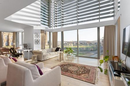 3 bedroom flat to rent - Photo 5