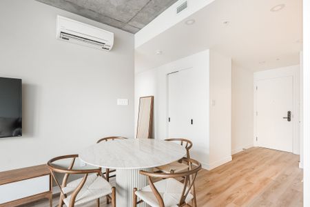 Condo for rent, Montréal (Ville-Marie) - Photo 4