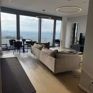 Sky Living im 24. Stock | Private Loge über der Alten Donau - Photo 3