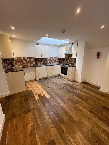 2 Bed Flat, Ashley Hill, BS6 - Photo 2