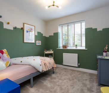 3 bedroom semi-detached house to rent - Photo 3
