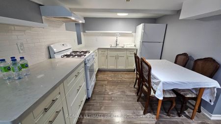 For Lease - 16 Failsworth Avenue Unit# Bsmt, Toronto, Ontario - Photo 3