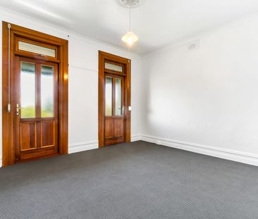 Spacious apartment with secure parking - Photo 5