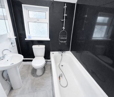 6 bedroom terraced house to rent - Photo 4